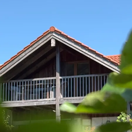Haus Am Bach דירה